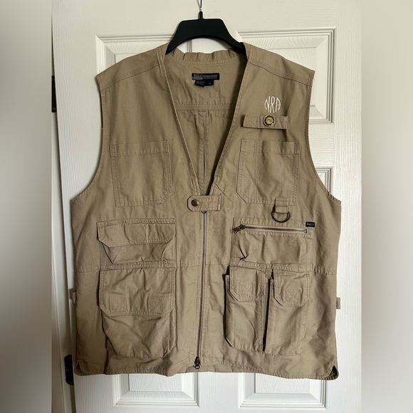 511 Tactical Gear Vest NRA Embroidered Hunting Outdoor Shooting Range Size XL - Picture 1 of 15